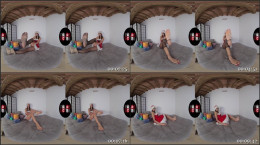 Stunning Daniela flaunts her sexy feet and wishes you Merry Christmas